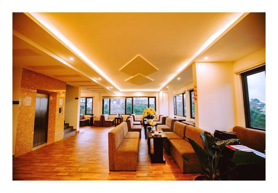 Van Tien Tv Hotel Da Lat- Ttn Hotel Eksteriør billede
